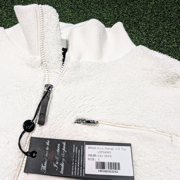 Greyson Eira Sherpa 1/2 Zip Pull Over in Dove White/Dogwood flower embroidery - Picture 6 of 8